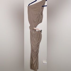 Women’s one shoulder cutout maxi dress